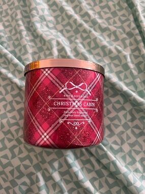Bath & Body Works Christmas Cabin 3-Wick Candle - Red Plaid with Gold Lid
